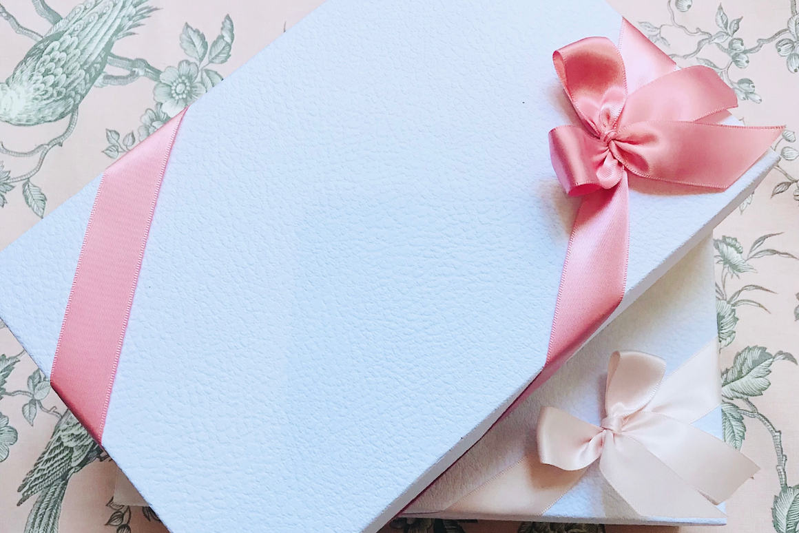 Coffret Cadeau Personnalisé – Collection Papillon Rose