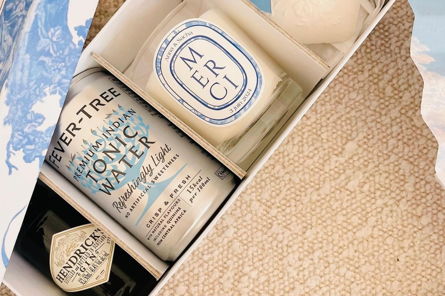 Coffret Bienvenue Personnalisé – Collection Toile de Jouy Bleue