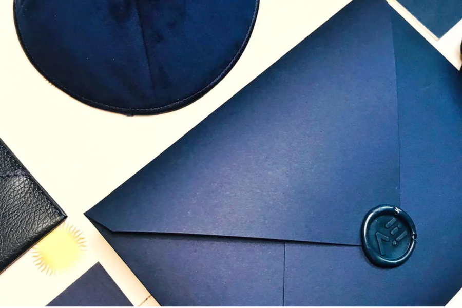 Dark Blue — Invitation bleu nuit avec dorure à chaud